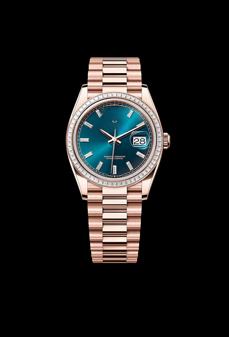 Classic Blue 18 ct Rose gold
